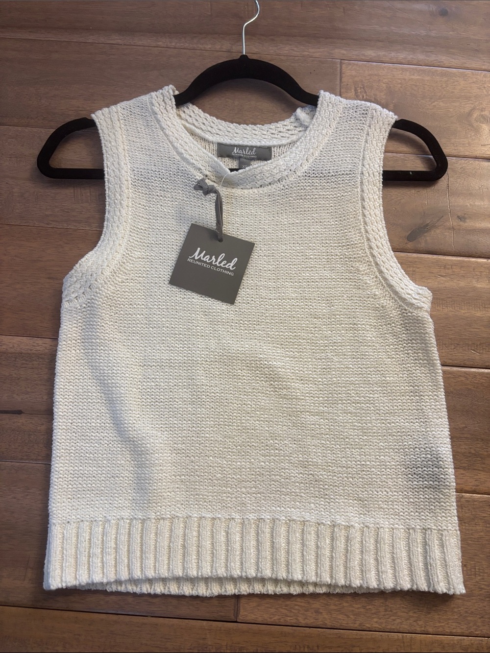 Marled Knit Sleeveless Crew Tank in Cream